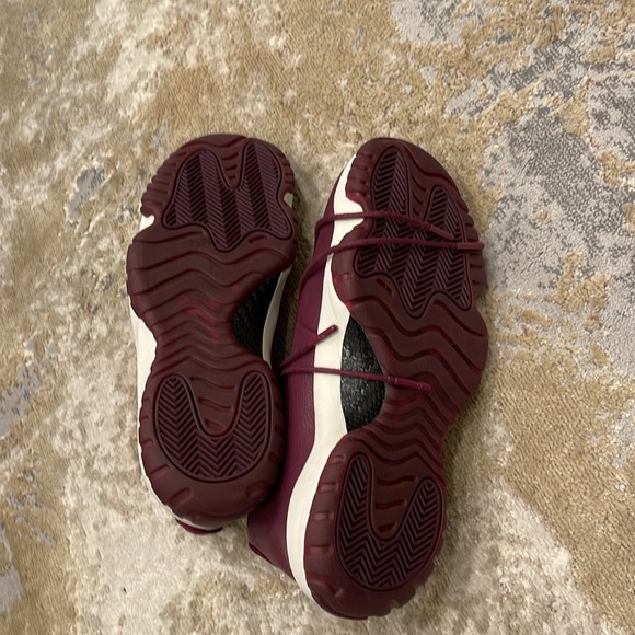 Nike Air Jordan Future Bordeaux/Wine Phantom Womens Sz 10 Athletic AR0726-600 - Picture 5 of 10